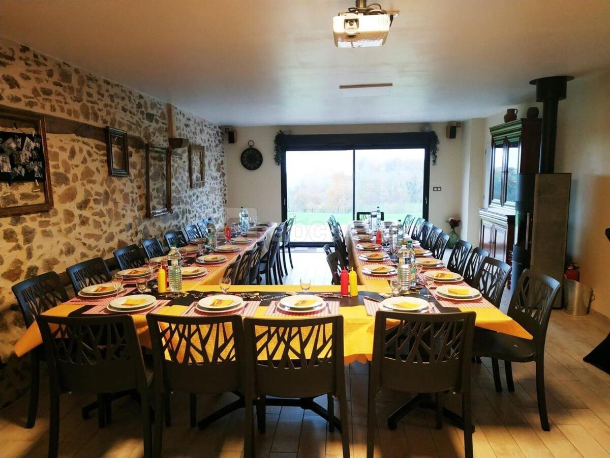 Domaine De La Clauzade Bed and Breakfast Saint-Germain-les-Vergnes Exteriör bild