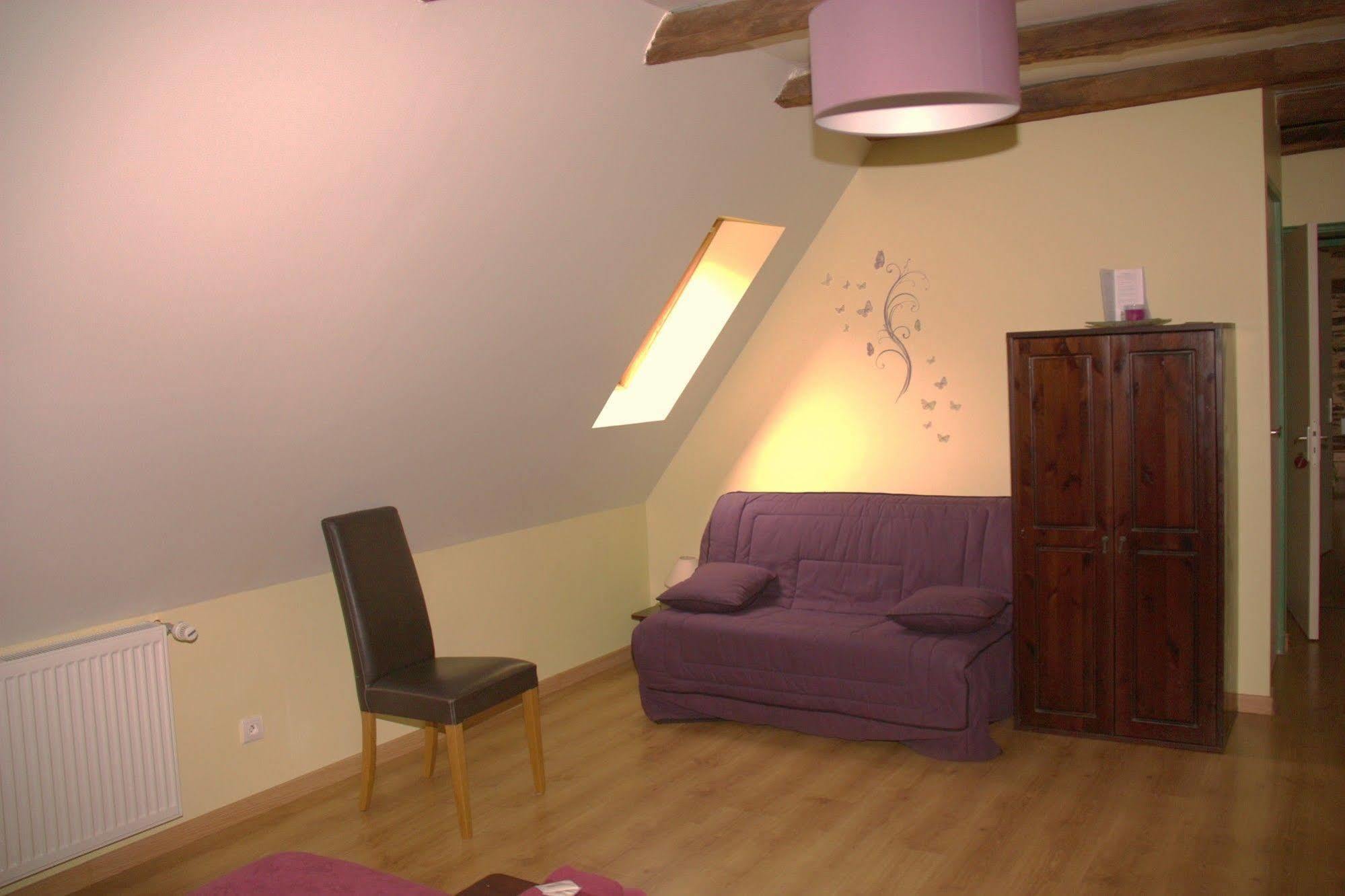 Domaine De La Clauzade Bed and Breakfast Saint-Germain-les-Vergnes Exteriör bild